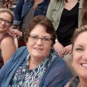 Meet your Posher, Danette